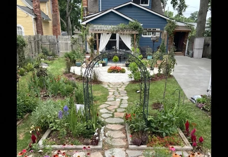 Consultation selected from Jennica Kassabian's plant and garden photography.